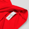 Detalle de la etiqueta de la camiseta unisex roja de algodón orgánico - KEISO SUMI 墨